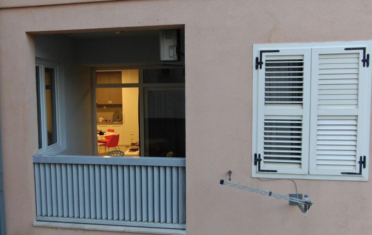 Apartman Gusar -Top Position, Close To The Center And The Beach, Fully Equipped Omiš Εξωτερικό φωτογραφία