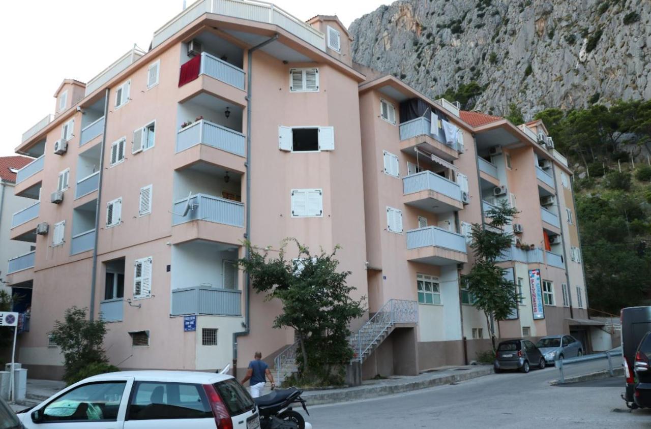 Apartman Gusar -Top Position, Close To The Center And The Beach, Fully Equipped Omiš Εξωτερικό φωτογραφία